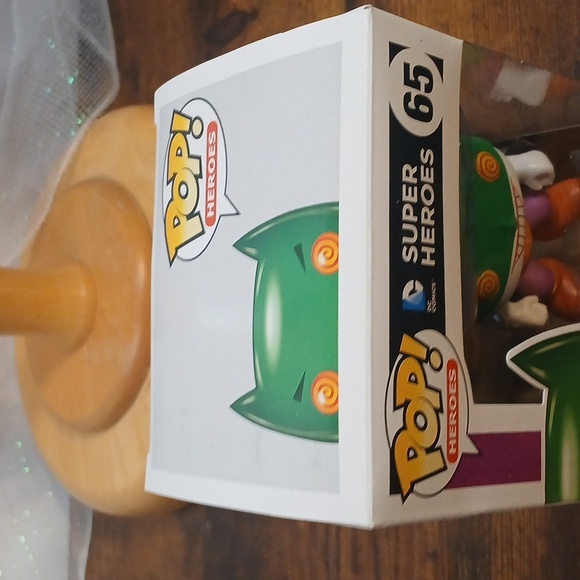 FIRM $$ Funko Pop Joker Batman Vinyl Figure - Picture 2 of 6
